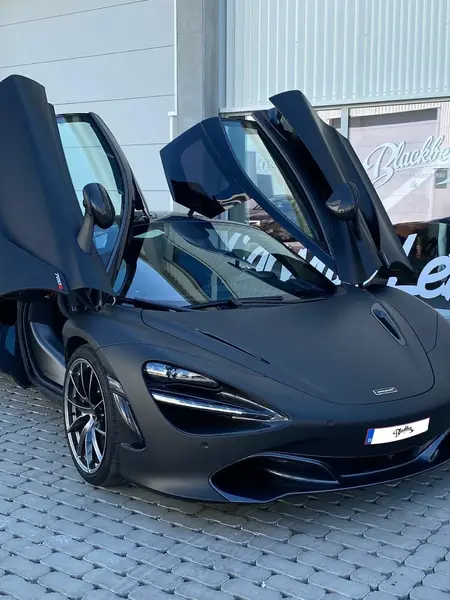 covering sur MClaren 720S — Réalisation Blackbee