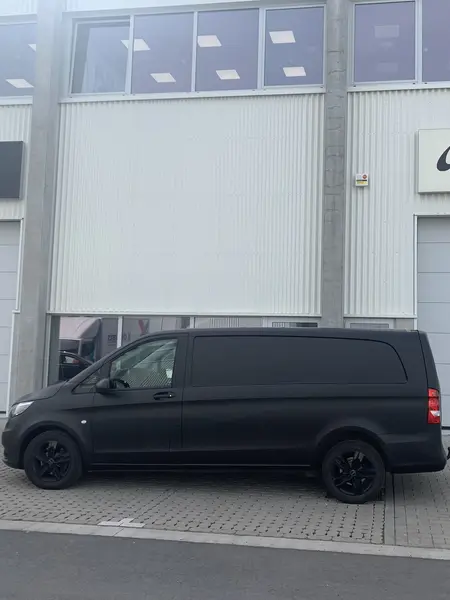 covering sur Mercededs Vito — Réalisation Blackbee